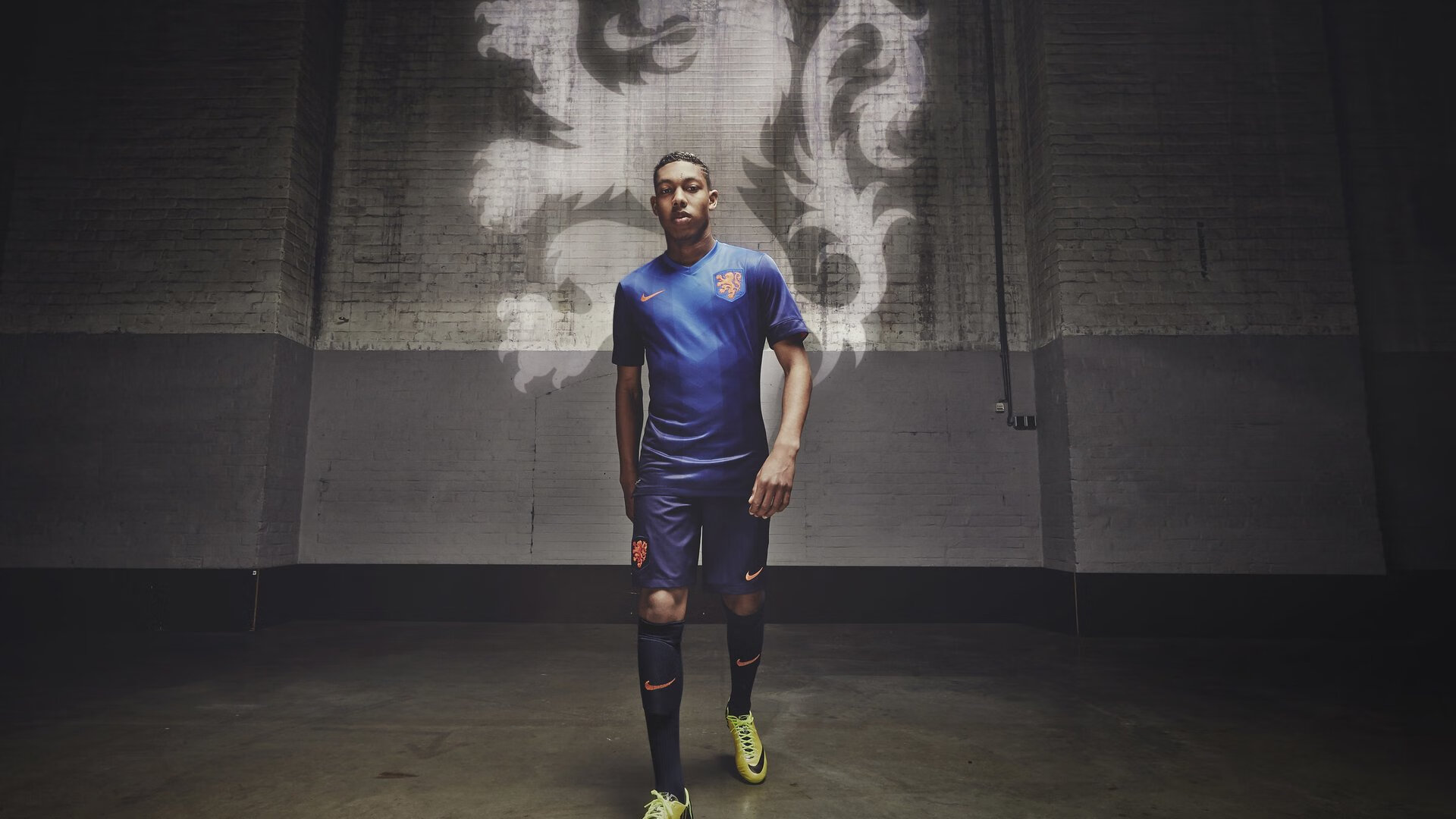 曼联主帅放话：欧联杯抢七大战必胜纽约尼克斯，贝林厄姆冷笑回应